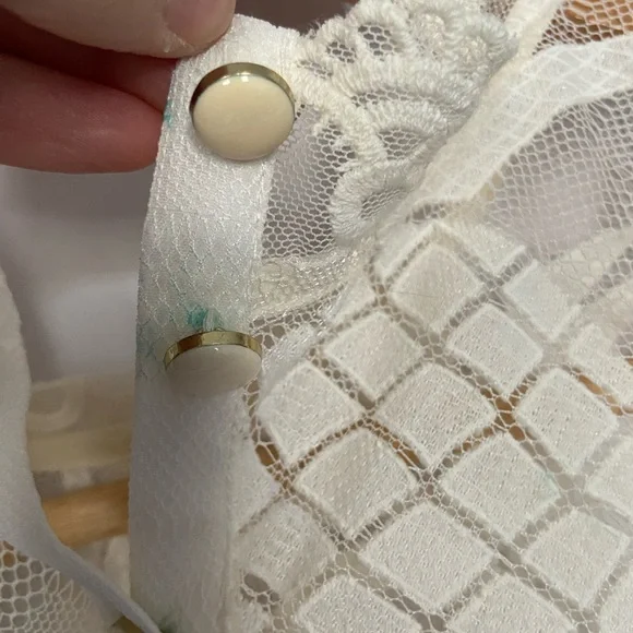 Anthropologie HD in Paris Ivory Lace Pineapple Top - Picture 11 of 12